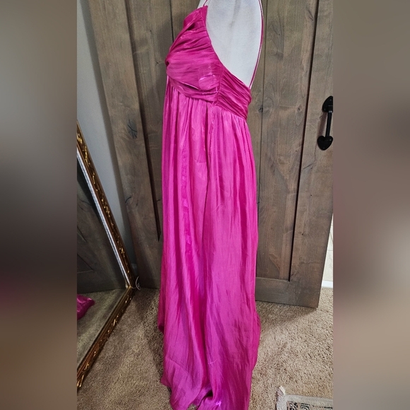 STORIA Fuchsia Sleeveless Front Twist Satin Maxi Dress. Size Medium - Picture 8 of 15